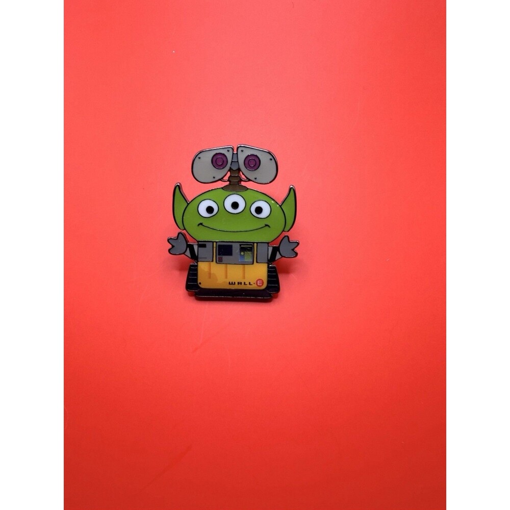 Disney`s Toy Story Aliens LoungeFly Mystery Pin Pixar Chase Walle